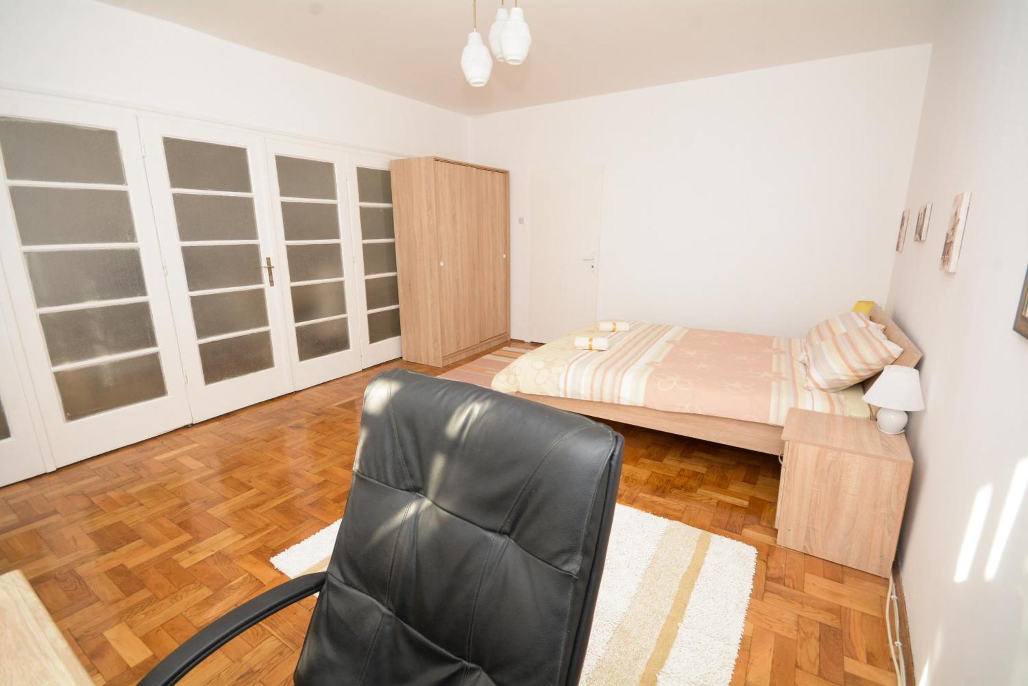 Apartments City Hall Beograd Ruang foto