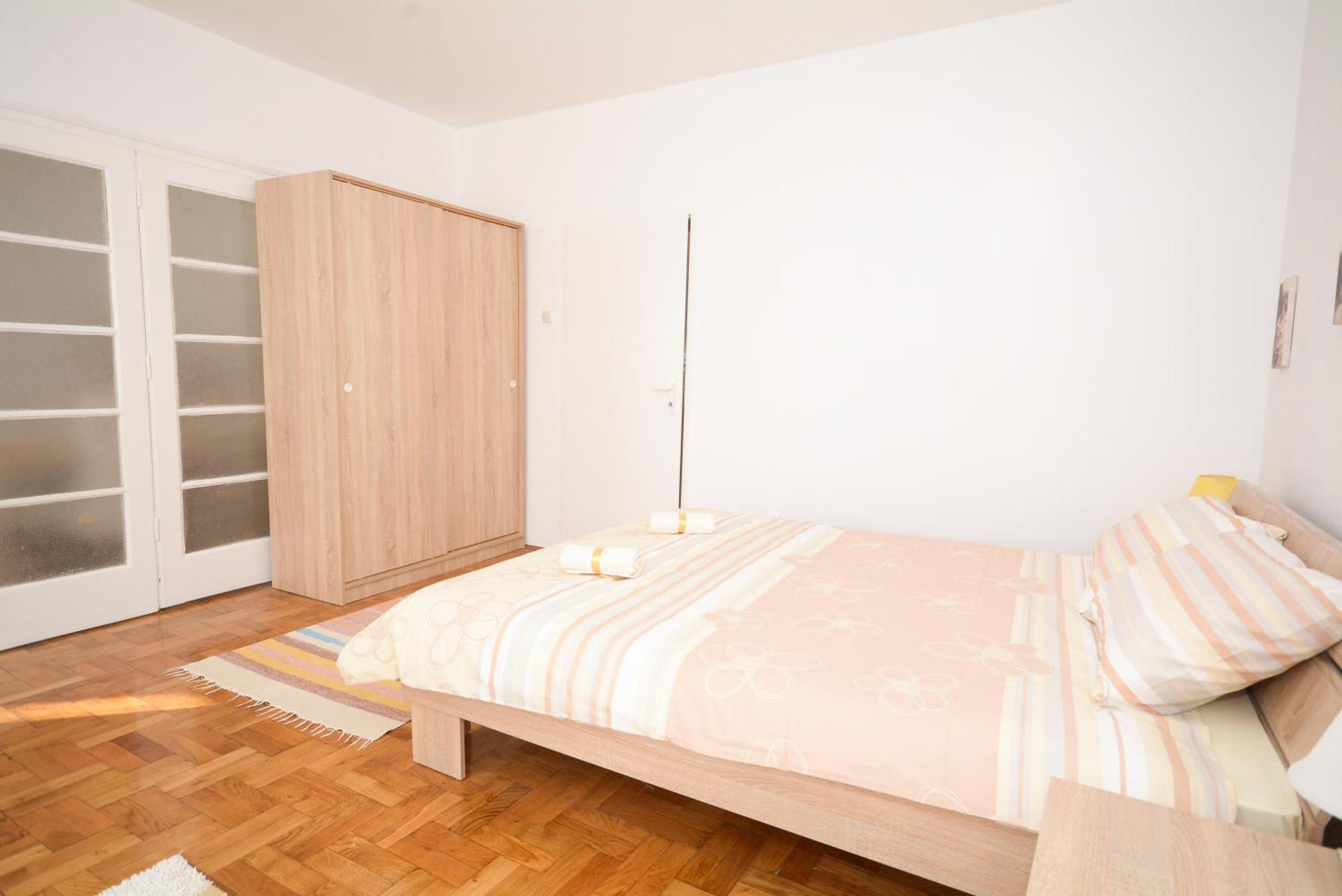 Apartments City Hall Beograd Ruang foto